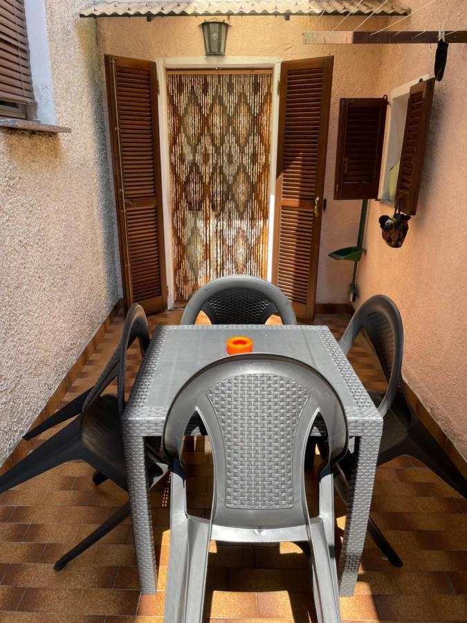 Ca Rosina Casavacanze Brusimpiano Luaran gambar
